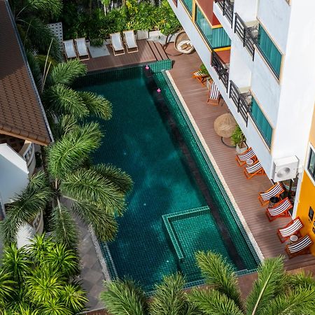 Buasri Boutique Patong Hotel Bagian luar foto
