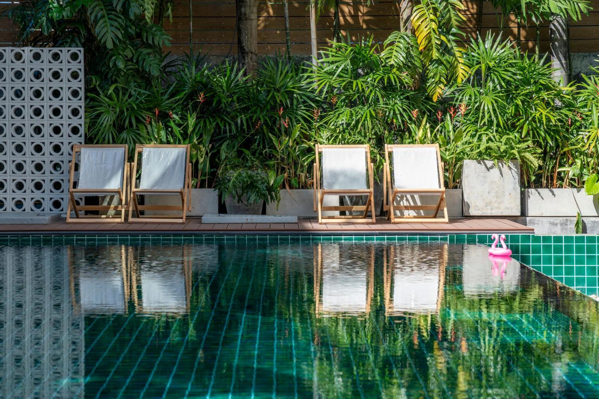 Buasri Boutique Patong Hotel Bagian luar foto