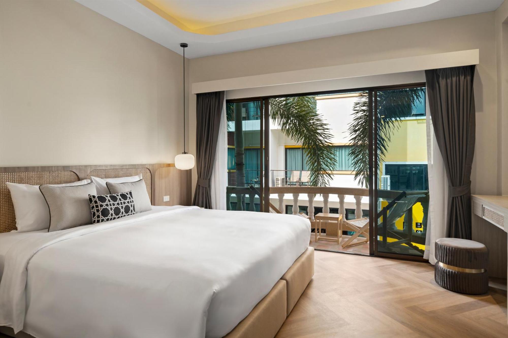 Buasri Boutique Patong Hotel Bagian luar foto