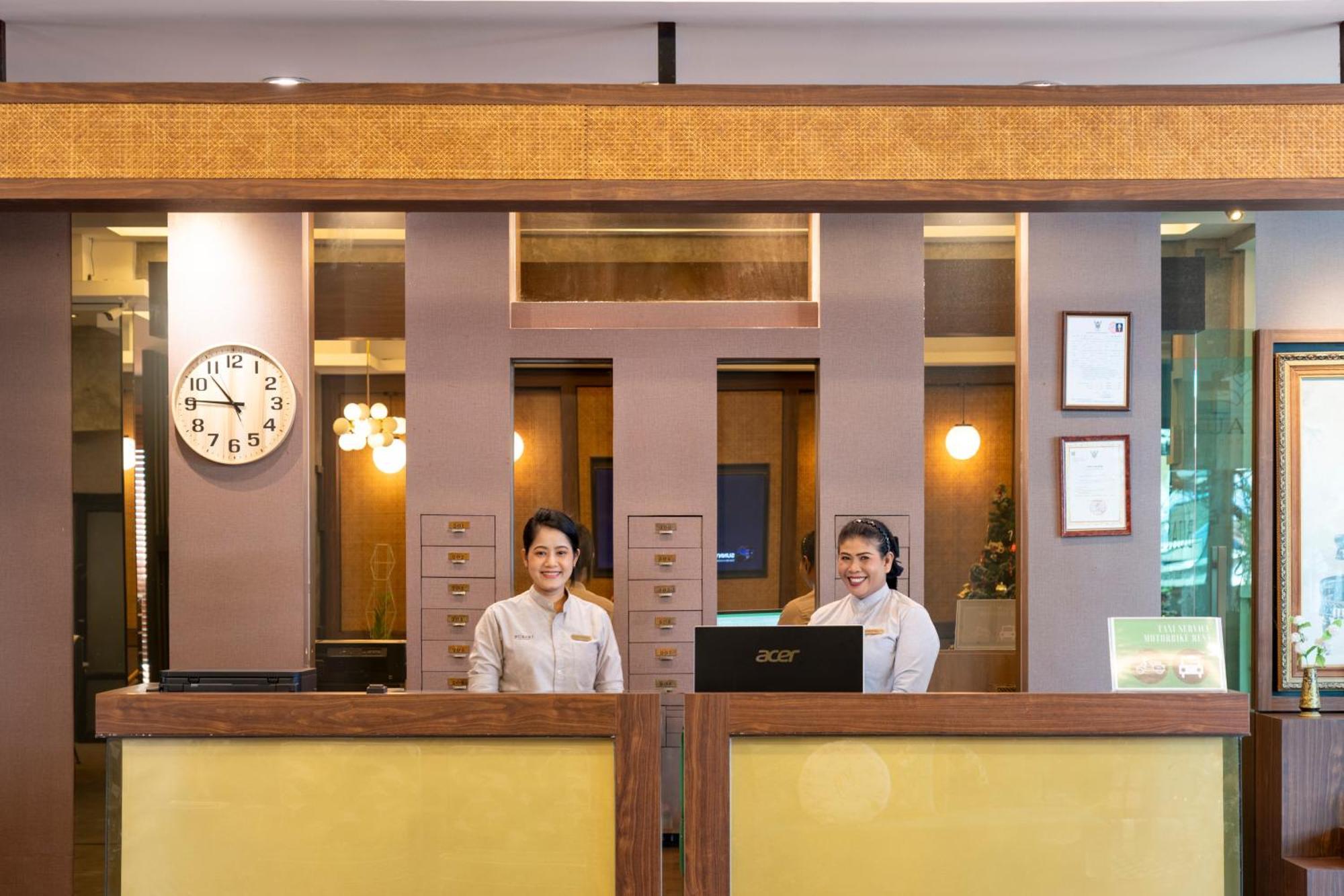 Buasri Boutique Patong Hotel Bagian luar foto