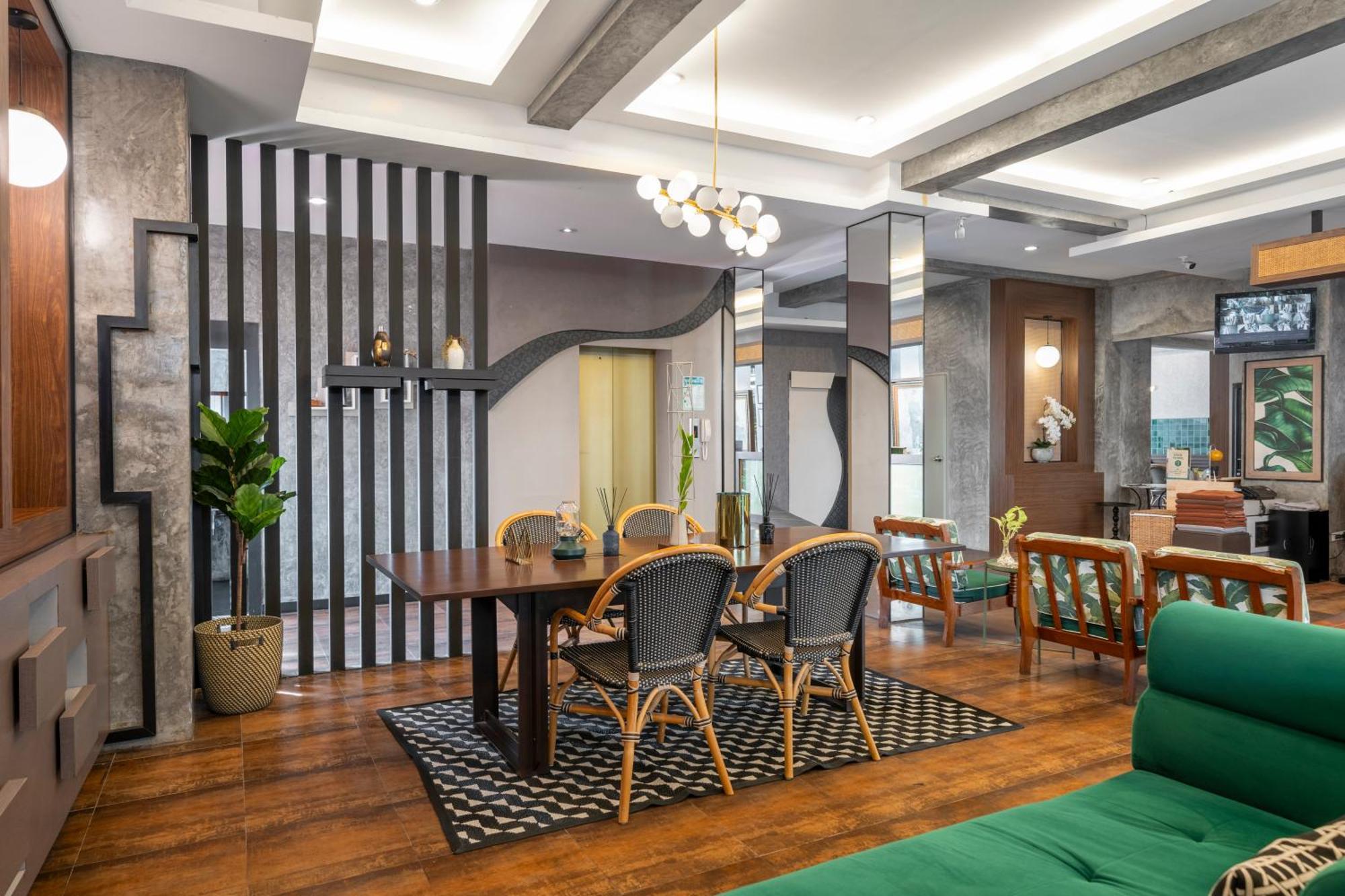 Buasri Boutique Patong Hotel Bagian luar foto